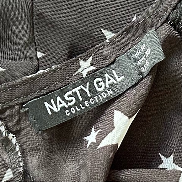 NASTY GAL Walk of Fame Black Star
Ruffle Mini Open Back Dress 6 - Picture 9 of 13